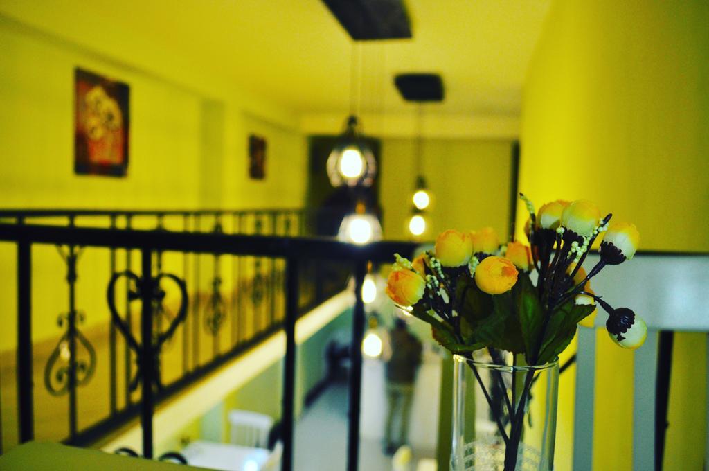 Tiflis Metekhi Hotel Tbilisi Exterior foto