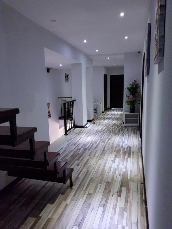 Tiflis Metekhi Hotel Tbilisi Quarto foto